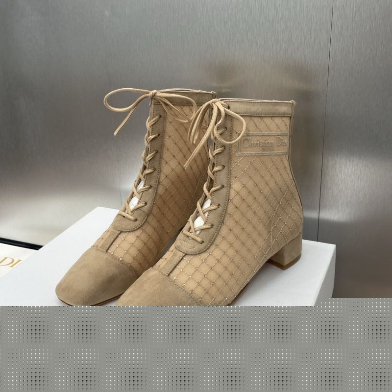 ch**an D*or boots